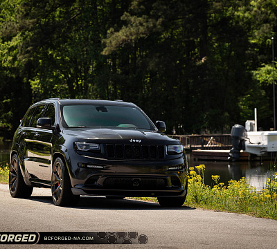 Фото дисков BC Forged RZ21 на Jeep Grand Cherokee IV