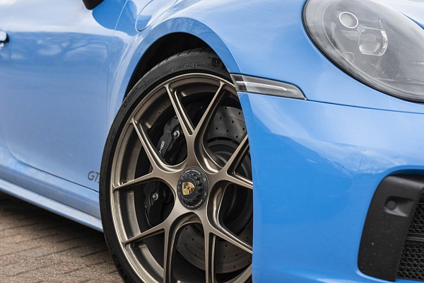 Фото дисков Bola FP2 Сатиновая бронза на Porsche 911 VIII