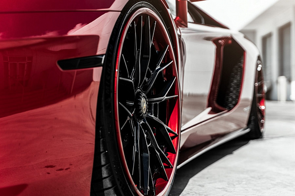 Фото дисков Anrky S3-X5 Черный глянец на Lamborghini Aventador