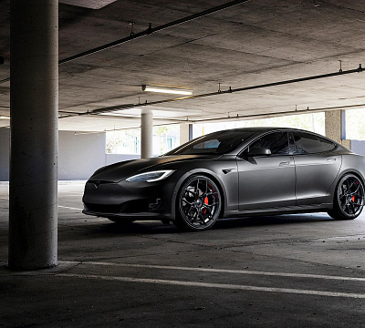 Фото дисков Asanti MONARCH на Tesla Model S