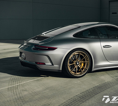 Фото дисков Anrky AN32 на Porsche 911 VII
