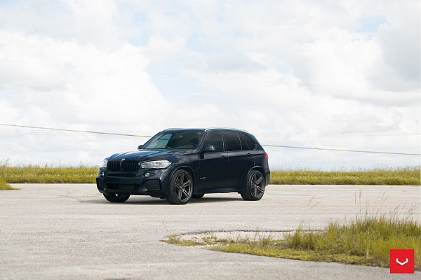 Фото дисков Vossen HF-1 Сатиновый графит на BMW X5/X5 M (F15/F85)