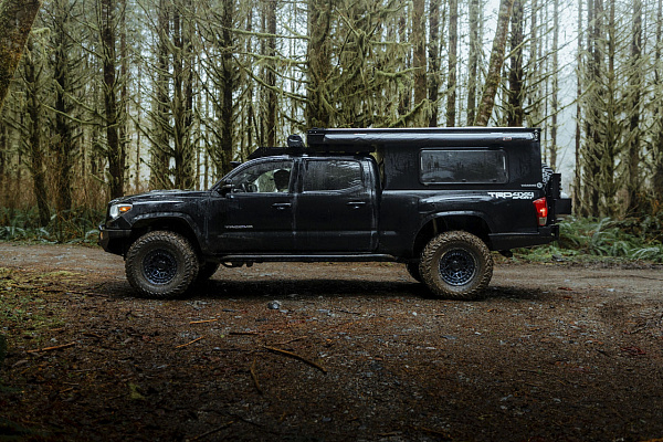 Фото дисков Black Rhino ALPHA  на Toyota Tacoma III