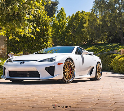 Фото дисков Anrky AN30 на Lexus LFA