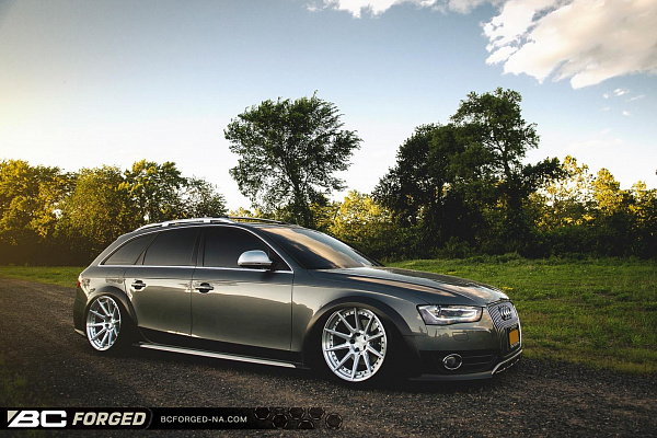 Фото дисков BC Forged HCS04 Глянцевый лак на Audi A/S/RS 4 (B8)