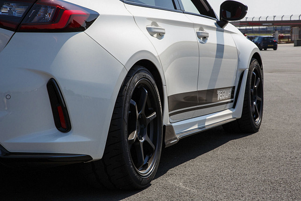 Фото дисков Motegi Racing MR145 TRAKLITE 3.0 Черный глянец на Honda Civic Type R FL5