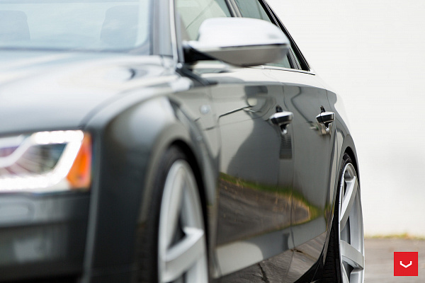 Фото дисков Vossen CV3 Серебро на Audi A/S 8 (D4)