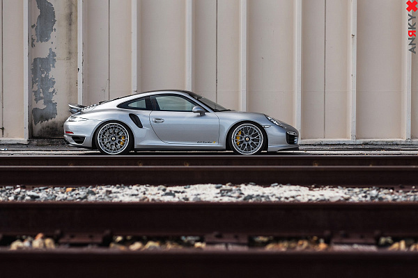 Фото дисков Anrky AN30 Сатиновый тонированный лак на Porsche 911 VII