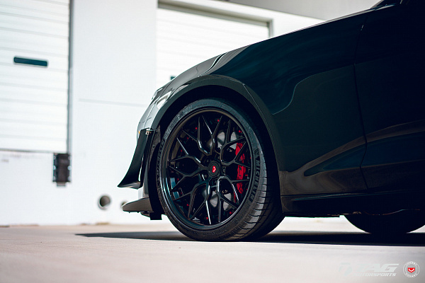 Фото дисков Vossen S17-01 (3-Piece) Черный сатин на Chevrolet Camaro VI