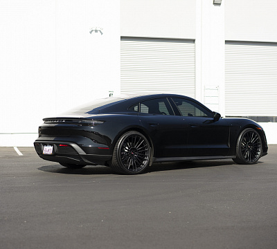 Фото дисков Vossen S17-04 на Porsche Taycan I