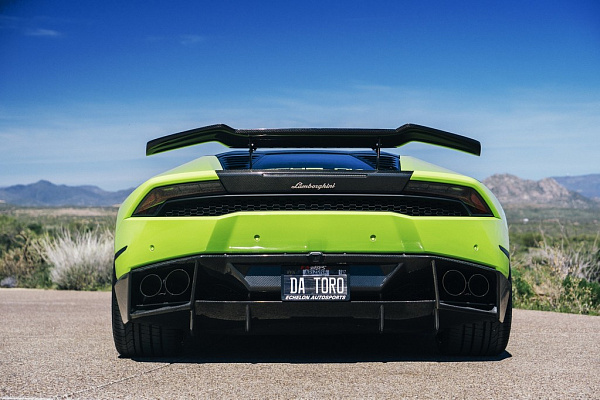 Фото дисков Strasse Wheels SM5R Deep Concave Monoblock Другой цвет на Lamborghini Huracan