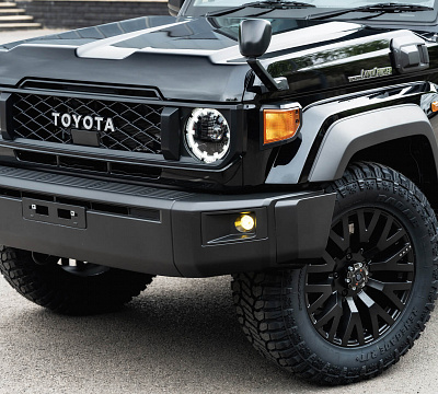 Фото дисков Kahn G22 DC на Toyota Land Cruiser 70