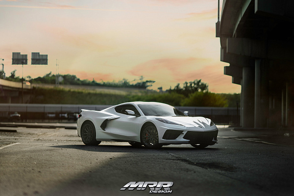 Фото дисков MRR NES MS-5 Матовый графит на Chevrolet Corvette C8