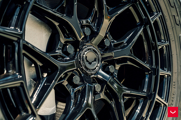 Фото дисков Vossen HFX-1 (6-Lug) Черный глянец на Tesla Cybertruck