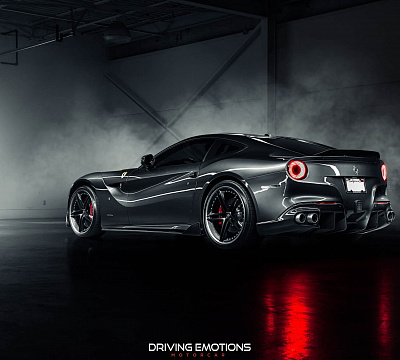 Фото дисков HRE S207 на Ferrari F12
