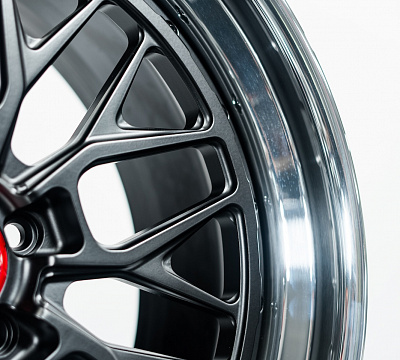 Strasse Wheels SV10M Track