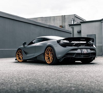 Фото дисков Brixton Forged PF10 на McLaren 720S