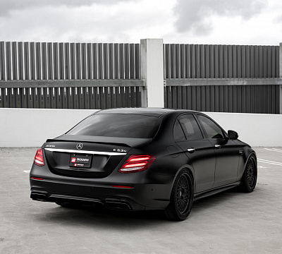 Фото дисков HRE 501 на Mercedes-Benz E-Class (W213, S213, C238)