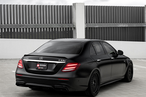 Фото дисков HRE 501 Черный сатин на Mercedes-Benz E-Class (W213, S213, C238)