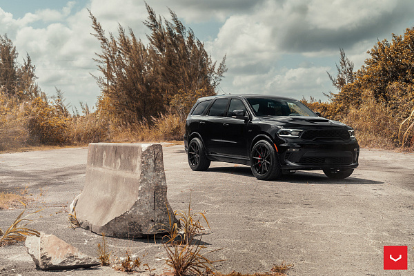Фото дисков Vossen HF-3 Черный глянец на Dodge Durango III