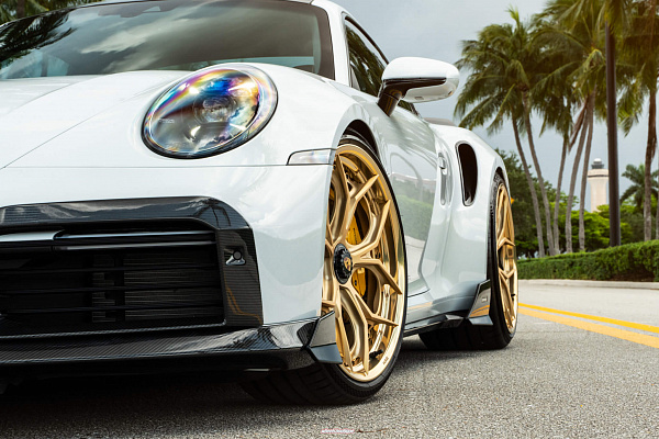 Фото дисков HRE S111SC Сатиновое золото на Porsche 911 VIII