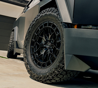 Фото дисков Vossen HFX-1 (6-Lug) на Tesla Cybertruck