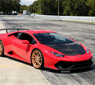 Фото дисков Strasse Wheels SV1T Deep Concave FS на Lamborghini Huracan