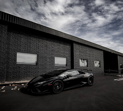 Фото дисков HRE 303M на Lamborghini Huracan