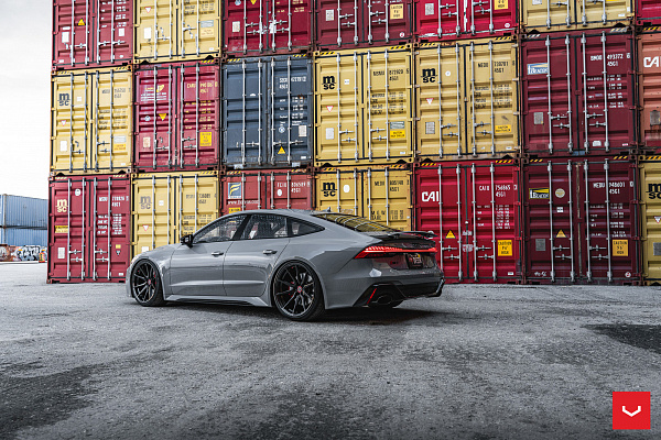 Фото дисков Vossen HF-3 Черный глянец на Audi A/RS 7 (4K)