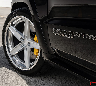 Фото дисков Anrky AN35 на Jeep Grand Cherokee IV