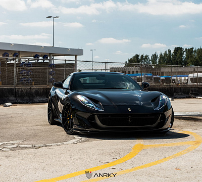 Фото дисков Anrky AN38 на Ferrari 812