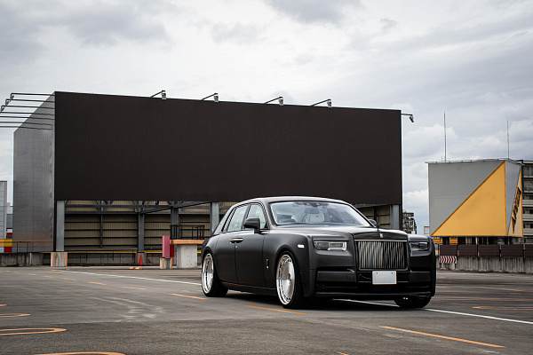 Фото дисков HRE 935 Глянцевый лак на Rolls-Royce Phantom