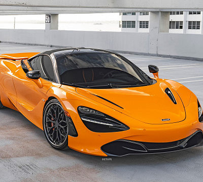 Фото дисков Strasse Wheels SV20M Deep Concave FS на McLaren 720S