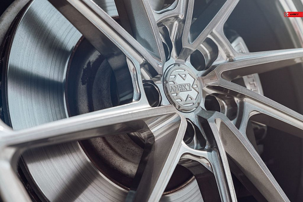 Фото дисков Anrky AN13 Глянцевый тонированный лак на Bentley Flying Spur II