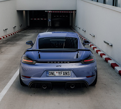 Фото дисков Brixton Forged PF7-RS на Porsche Cayman III