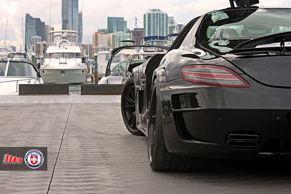 Mercedes-Benz SLS AMG