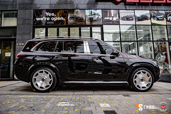 Фото дисков Vossen S17-19T Глянцевый лак на Mercedes-Benz GLS (X167)