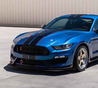 Фото дисков HRE C105 на Ford Mustang VI