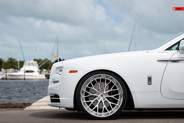 Фото дисков Anrky AN30 Сатиновый лак на Rolls-Royce Wraith
