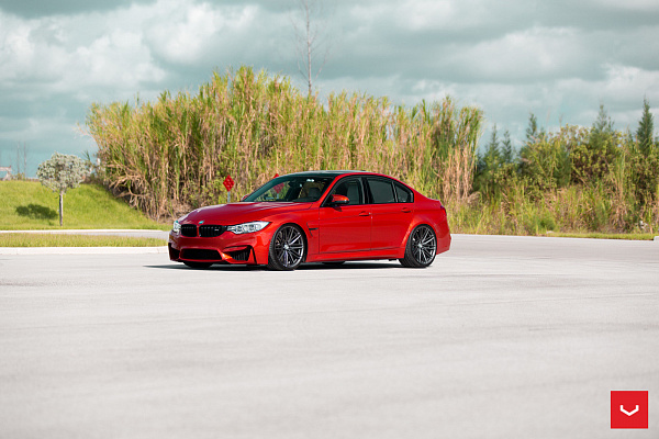 Фото дисков Vossen VFS-4 Глянцевый графит на BMW 3/M3 (F3x/F80)