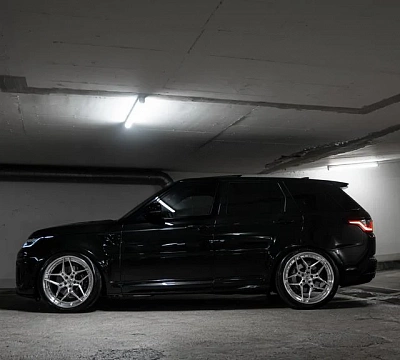 Фото дисков ST Wheels ST20.2 на Range Rover Sport II