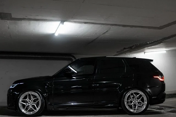 Фото дисков ST Wheels ST20.2 Полированный лак на Range Rover Sport II