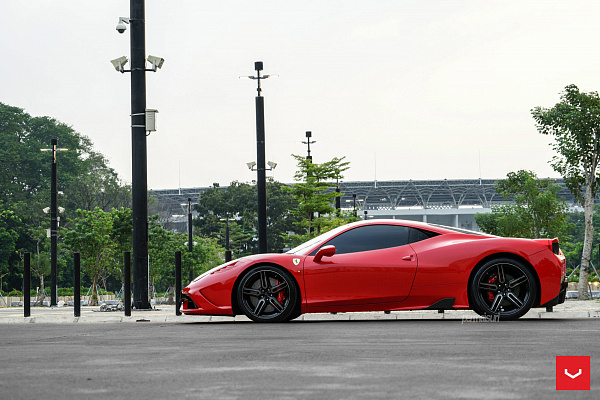 Фото дисков Vossen HF-1 Алмазная проточка на Ferrari 458