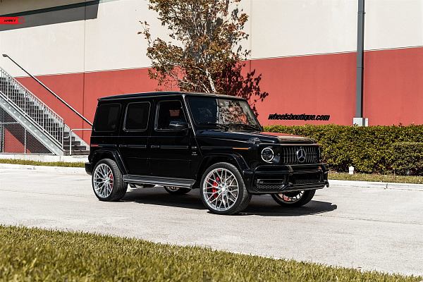 Фото дисков Anrky AN10 Красный сатин на Mercedes-Benz G-Class III
