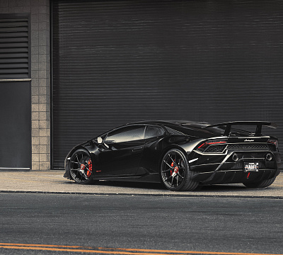 Фото дисков Strasse Wheels SM5R Deep Concave Monoblock на Lamborghini Huracan