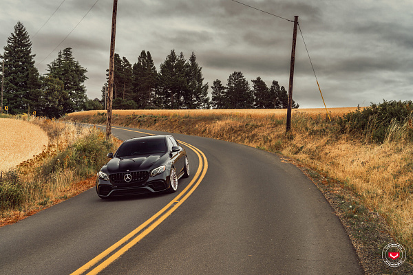 Фото дисков Vossen S17-04 Глянцевый лак на Mercedes-Benz E-Class (W213, S213, C238)