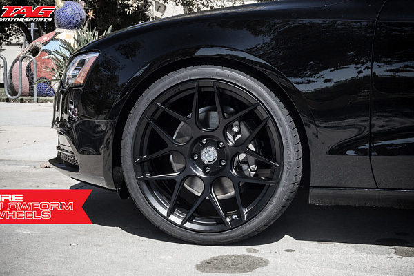 Фото дисков HRE FF01 Черный сатин на Audi A/S/RS 5 (8T)