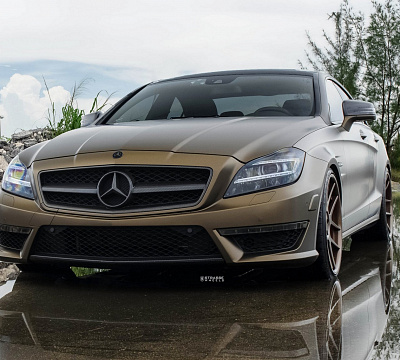 Фото дисков Strasse Wheels SM5 Deep Concave на Mercedes-Benz CLS (C218)
