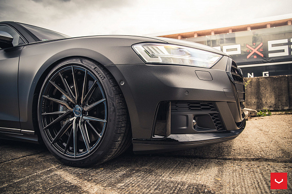 Фото дисков Vossen HF-4T Глянцевый темный лак на Audi A/S 8 (D5)