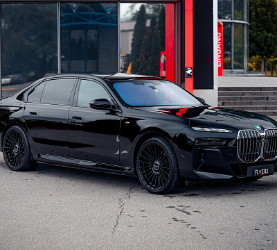 Фото дисков Vossen HF-8 на BMW 7 (G70)